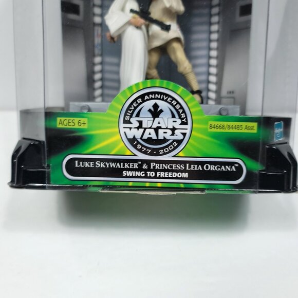 HASBRO Star Wars 25th Anniversary Luke & Princess Leia Swing To Freedom Figure - Picture 4 of 6